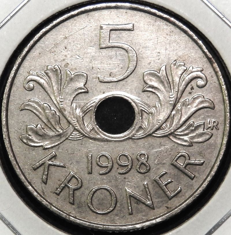 Around-The-World-With-Coins---A-Coin-Geography-Game